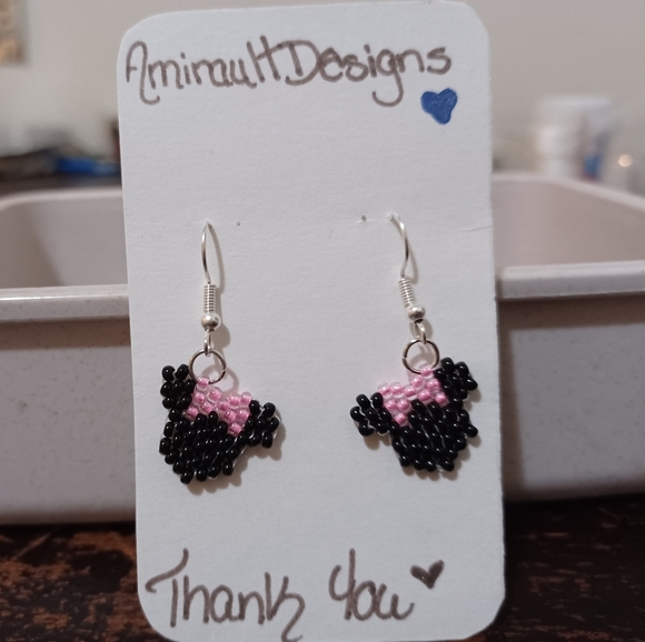 Flat beaded Minnie mouse - Picture 2 of 3